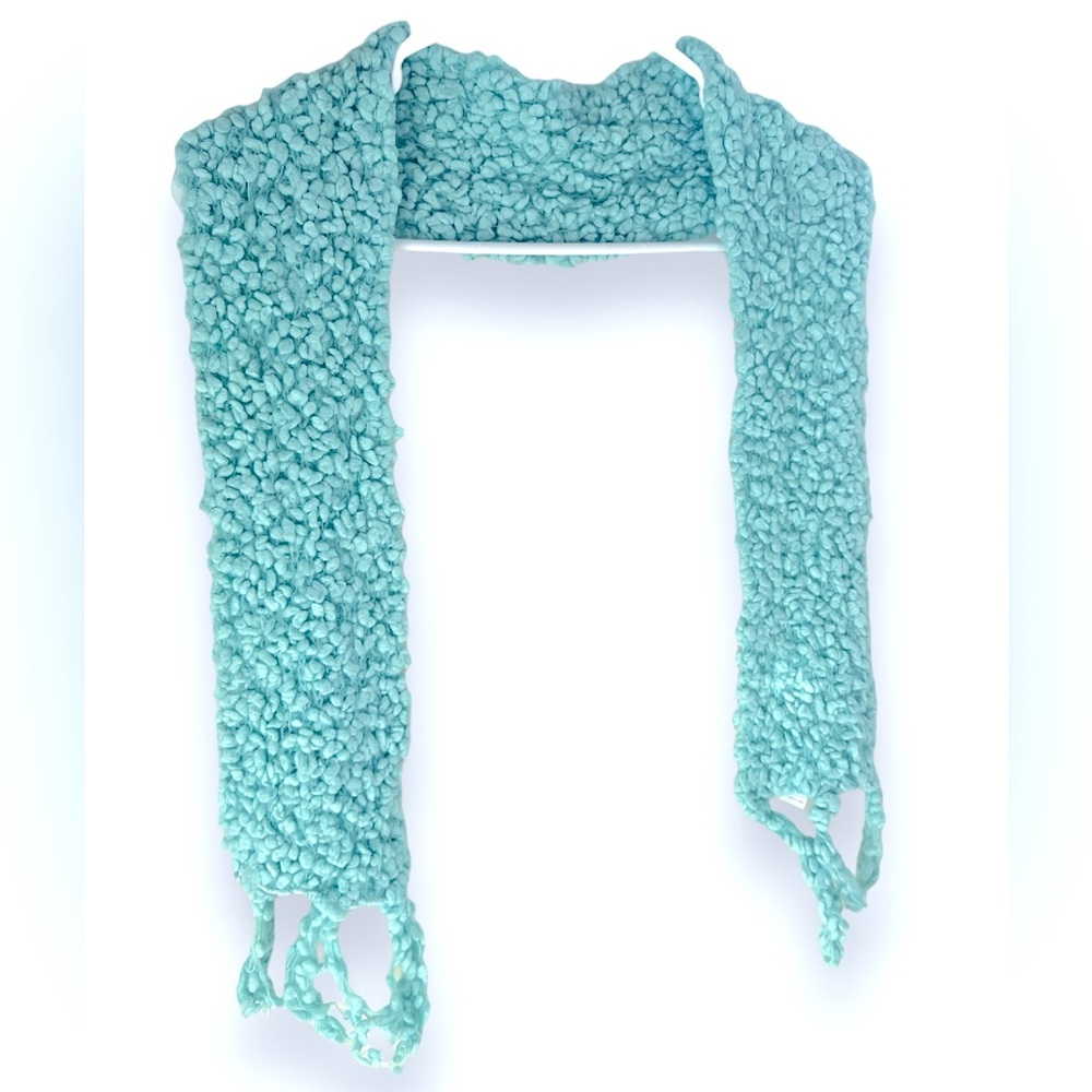 Claire’s Y2K Authentic Vintage Fuzzy Knit Scarf in Aqua